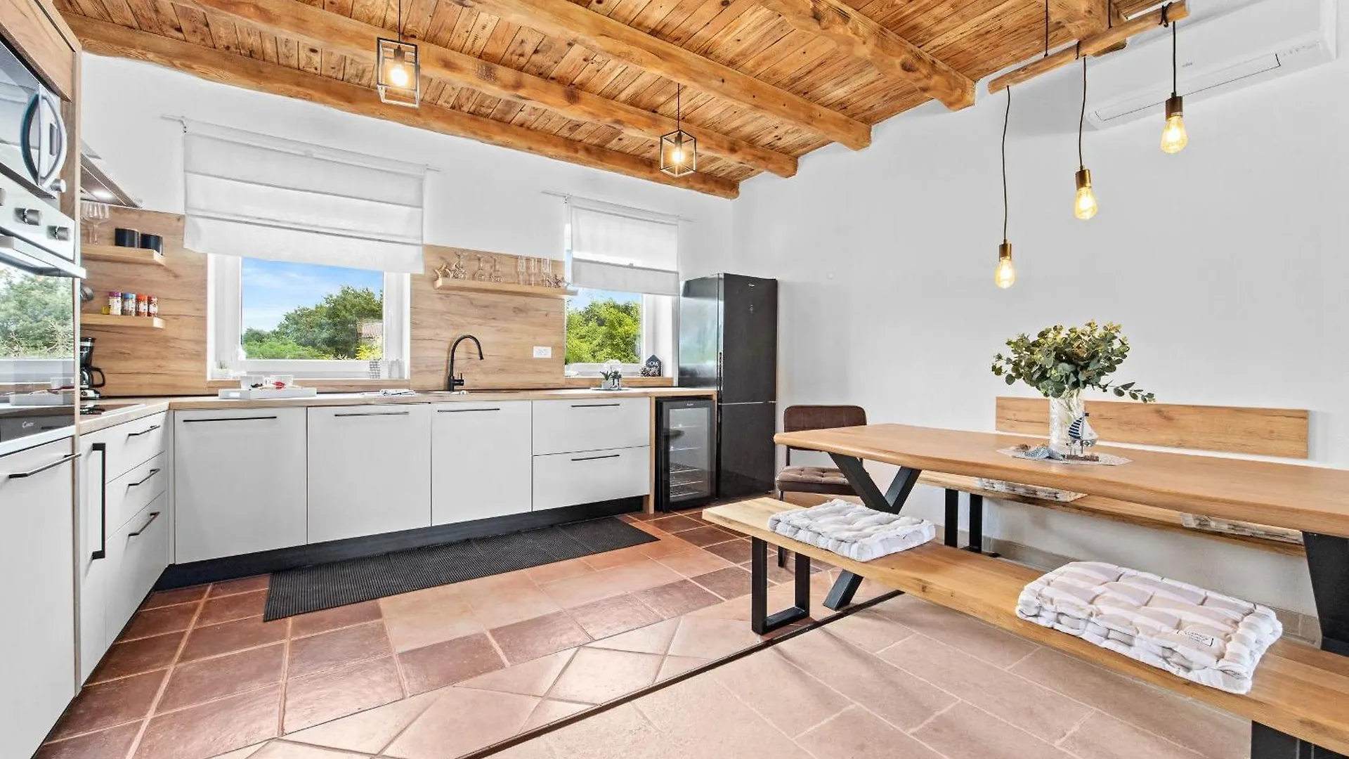 Villa Pietro Comfortable Holiday Residence Cabrunici 0*,