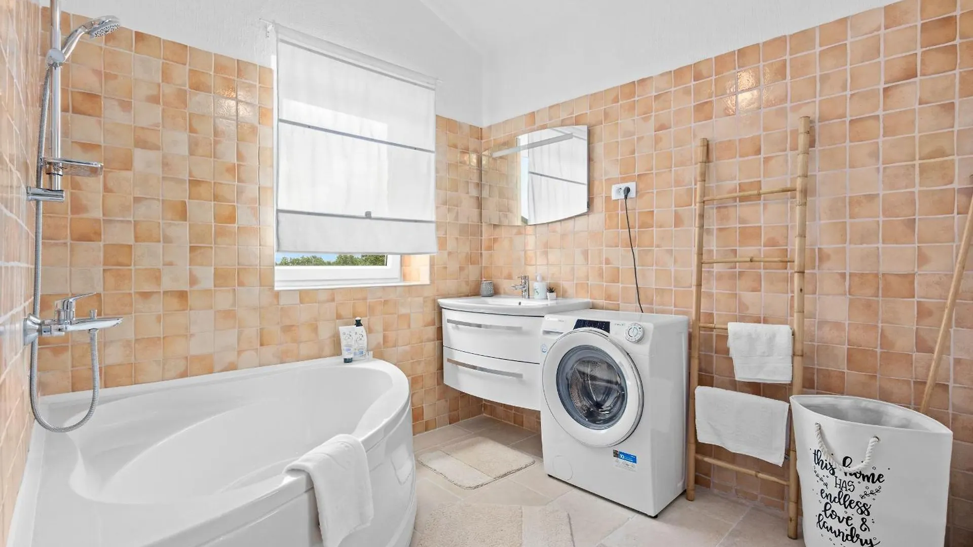 Villa Pietro Comfortable Holiday Residence Cabrunici